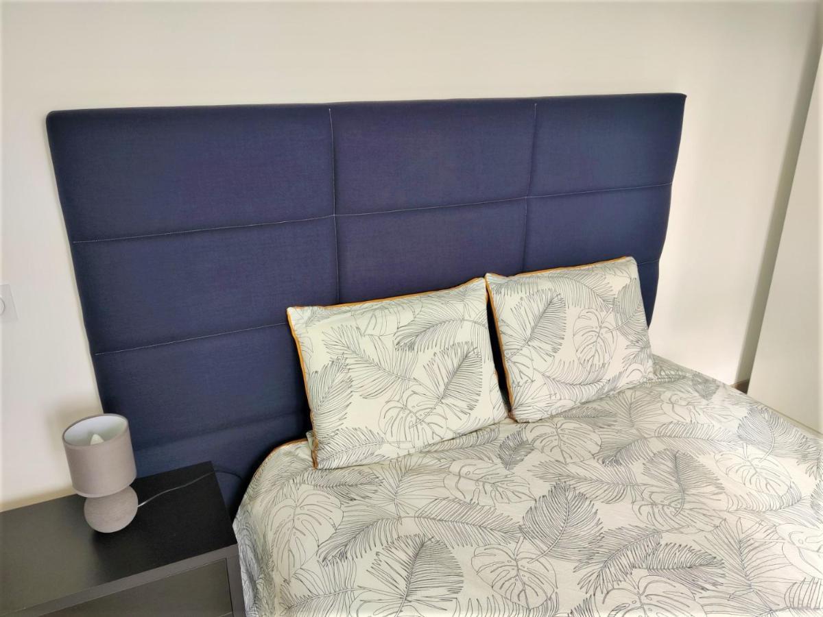 Appartement T2 "Mesange" Hyper Centre D'Ernee Exterior photo
