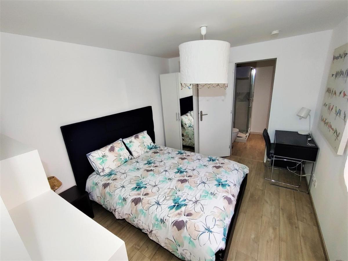 Appartement T2 "Mesange" Hyper Centre D'Ernee Exterior photo